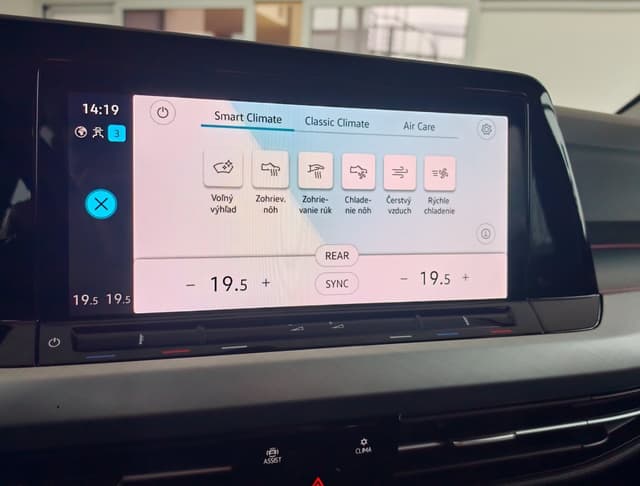 Volkswagen Golf Life 2.0 TDI 110KW DSG 17/25
