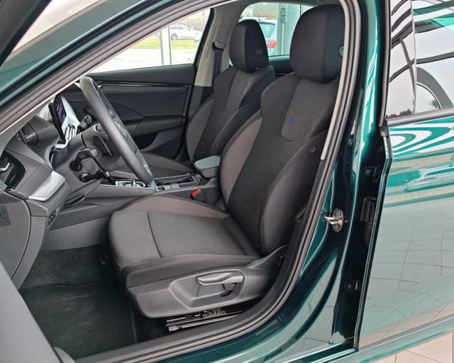 Škoda Octavia Selection 2.0 TDI DSG 8/24
