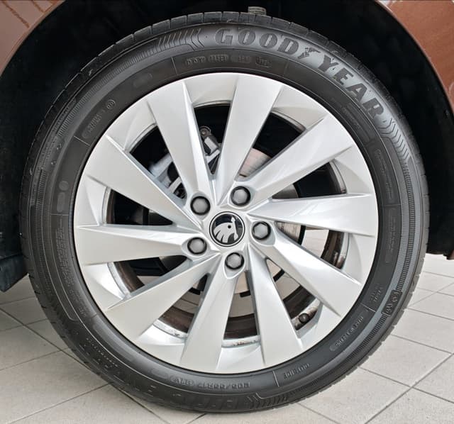 Škoda Octavia Combi Selection 1.5 TSI m-HEV DSG 21/21