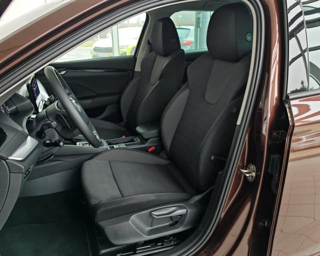 Škoda Octavia Combi Selection 1.5 TSI m-HEV DSG 7/21
