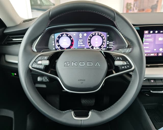 Škoda Octavia Combi Selection 1.5 TSI m-HEV DSG 10/21