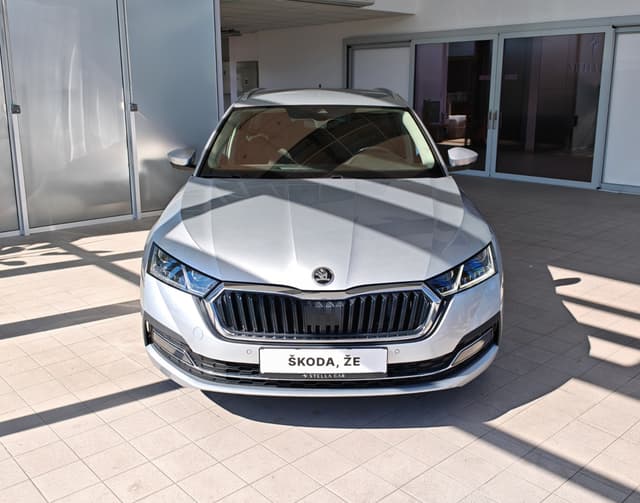 Škoda Octavia Combi 2.0 TDI Style DSG 2/29