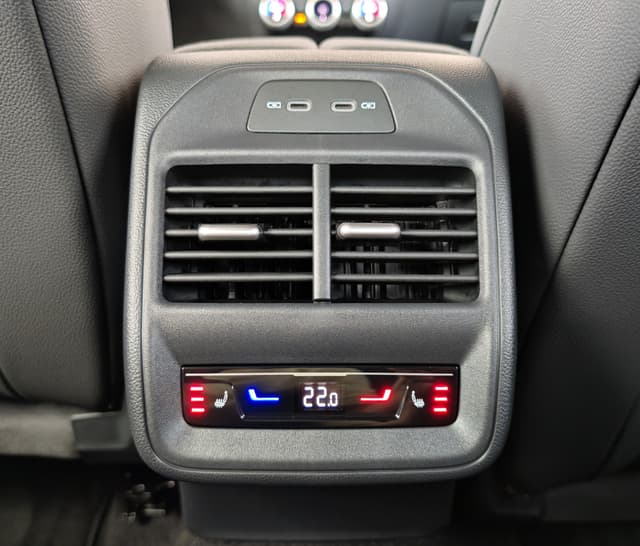 Škoda Superb Sportline 2.0 TDI 142KW 4×4 27/32