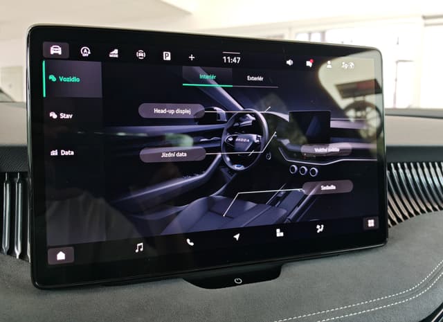 Škoda Superb Sportline 2.0 TDI 142KW 4×4 21/32