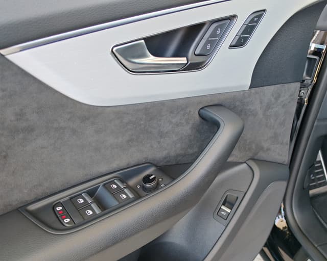 Audi Q8 50 3.0 TDI mHEV Quattro Tiptronic 28/43