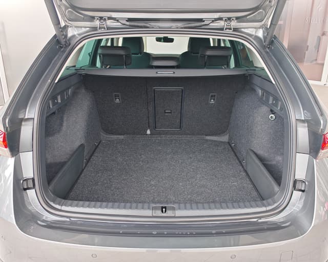 Škoda Octavia Combi 2.0 TDI 110KW Top Selection 8/30