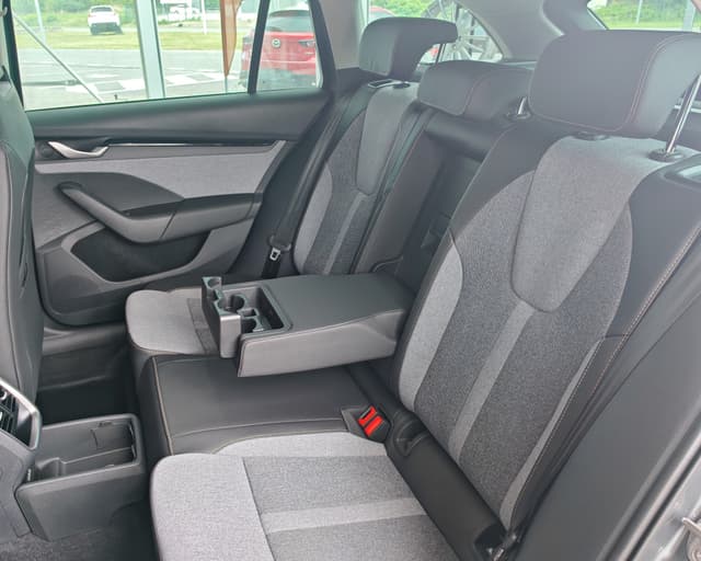 Škoda Octavia Combi 2.0 TDI 110KW Top Selection 26/30