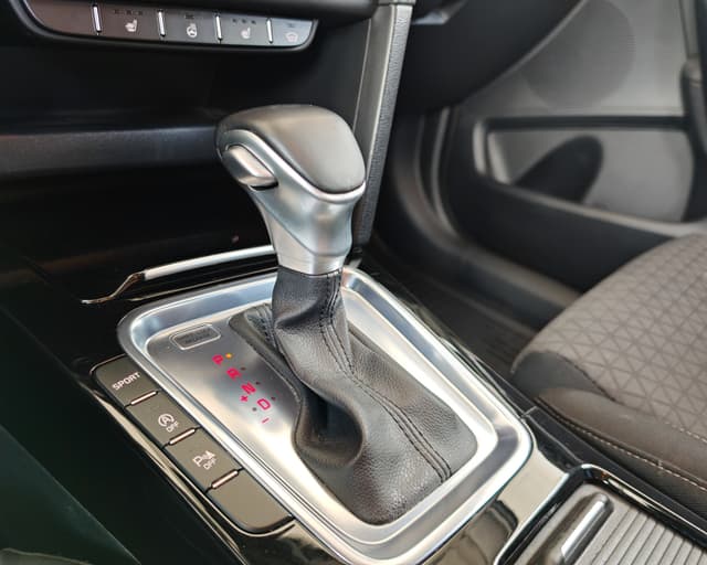 Kia Ceed SW 1.4 T-GDi First Edition 16/33