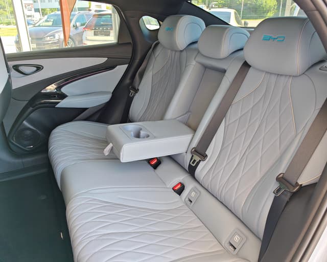 BYD Seal Excellence 390kW 530k AWD (85,5kWh) 31/47