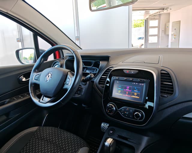 Renault Captur Energy TCe 120 Intens EDC 9/26