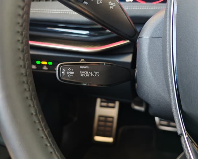 Škoda Superb Sportline 2.0 TDI 142kW 4x4 28/39