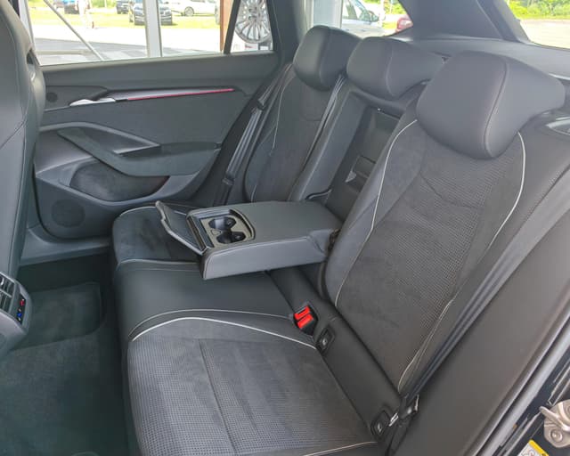 Škoda Superb Combi Sportline 2.0 TDI 110KW 2025 28/30