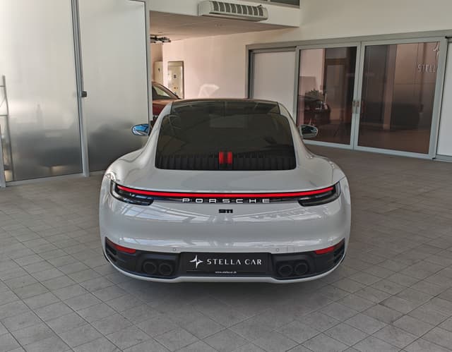 Porsche 911 Carrera 992 3.0 PDK 283 kW 6/26