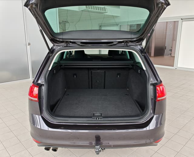 Volkswagen Golf Variant VII 2.0 TDI DSG Lounge BlueMotion 8/20