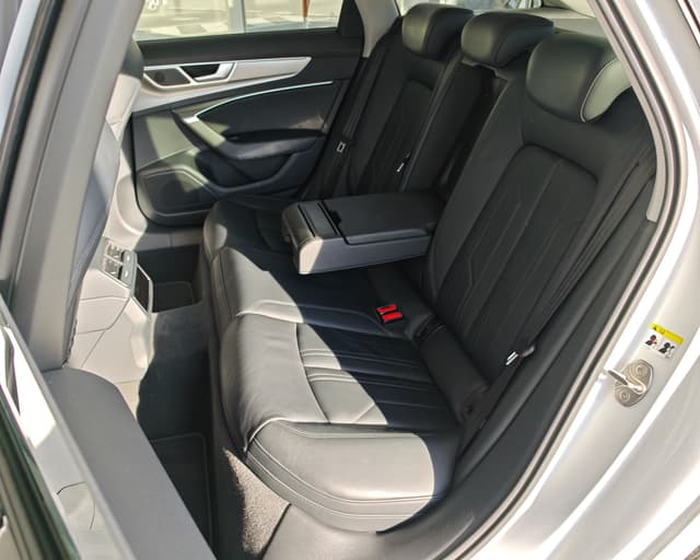 Audi A6 Avant 45 3.0 TDI mHEV Sport quattro S tronic 11/31