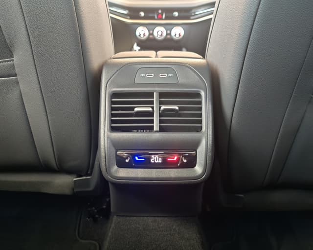 Škoda Superb Sportline 2.0 TDI 142kW 4x4 22/33