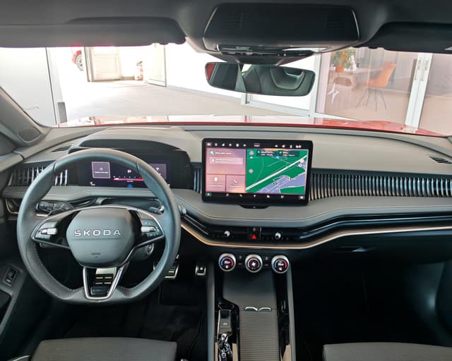 Škoda Superb Sportline 2.0 TDI 142kW 4x4 12/33