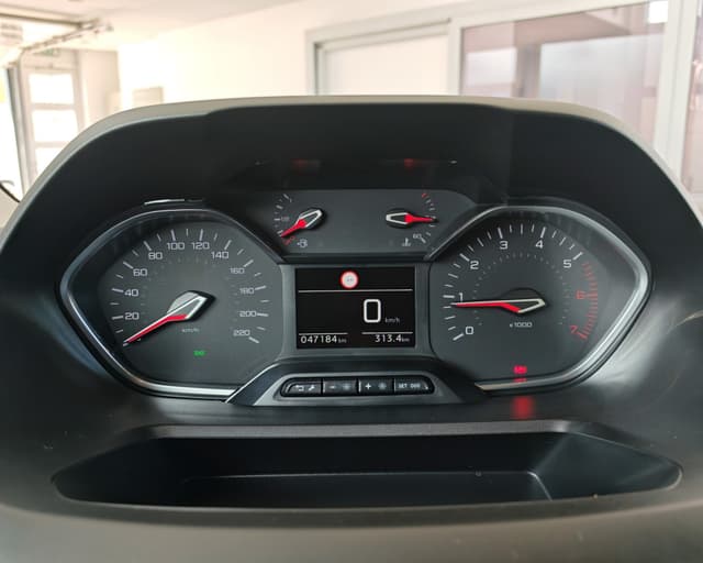 Peugeot Rifter 1.5 BlueHDi 100 Allure 10/24