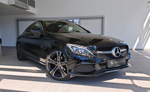Mercedes-Benz C trieda Kupé 180 AMG Line A/T 3/28
