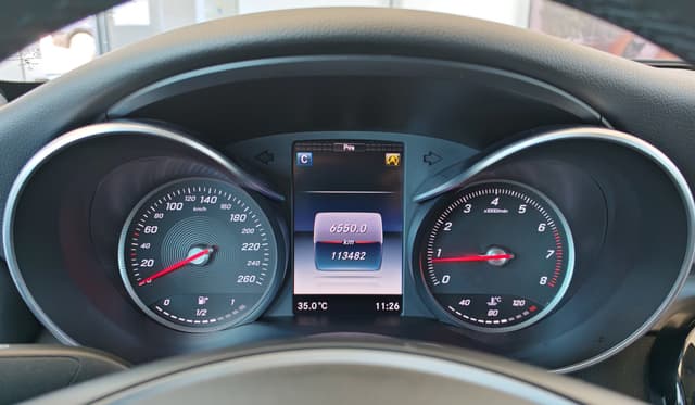 Mercedes-Benz C trieda Kupé 180 AMG Line A/T 11/28