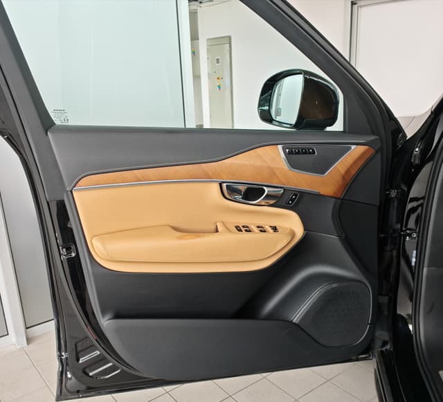 Volvo XC90 2.0 B5 Drive-E Inscription AWD A/T 7m 12/32