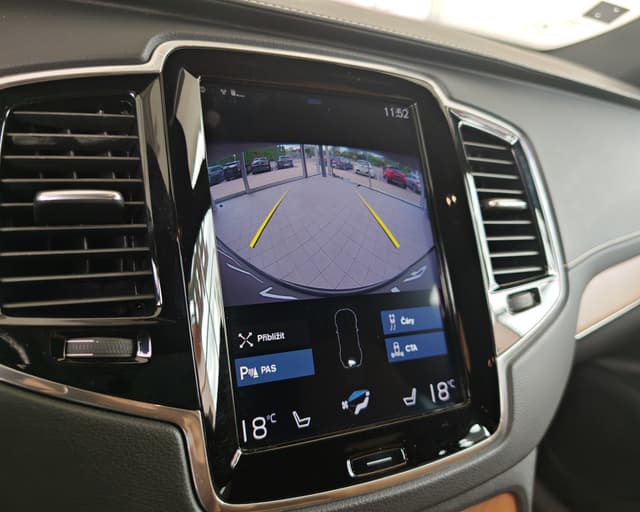 Volvo XC90 2.0 B5 Drive-E Inscription AWD A/T 7m 22/32