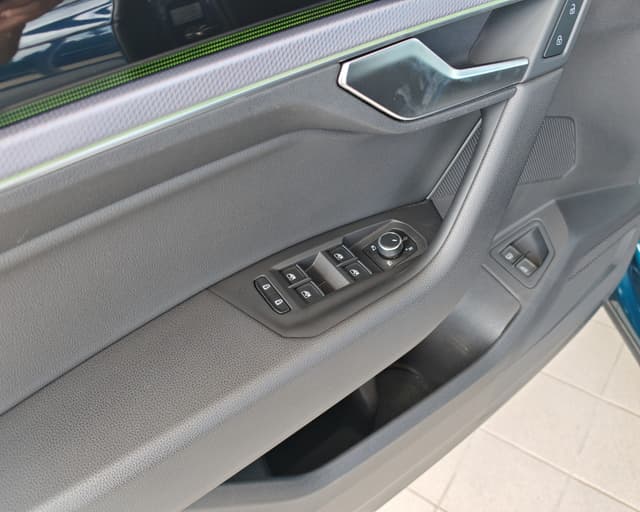 Volkswagen Touareg R-Line eHybrid 250KW 14/45
