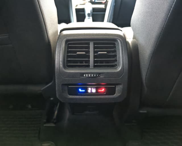 Volkswagen Touran 2.0 TDI SCR 150k Comfortline DSG 23/25