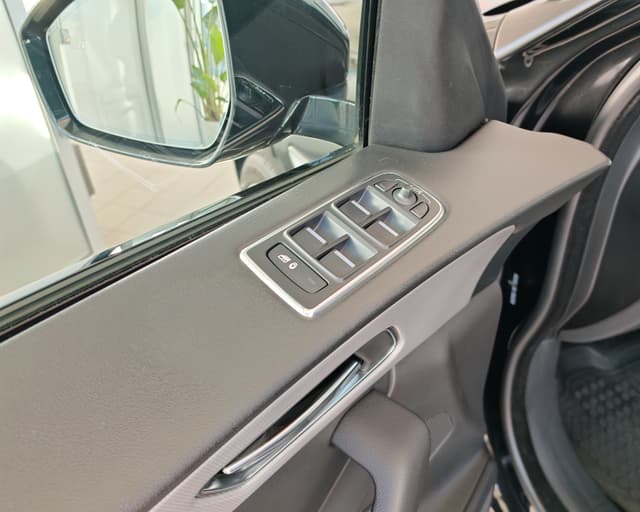 Jaguar F-Pace 3.0 V6P 380k S AWD A/T 21/33