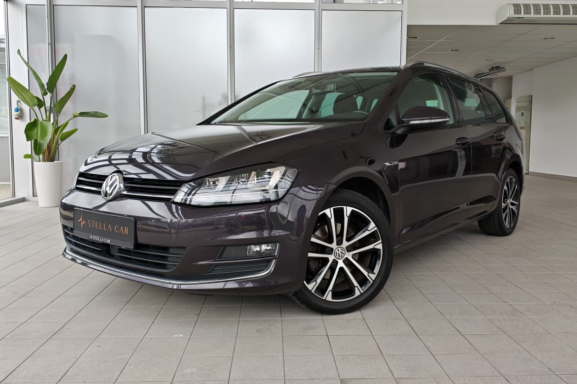 Volkswagen Golf Variant VII 2.0 TDI DSG Lounge BlueMotion